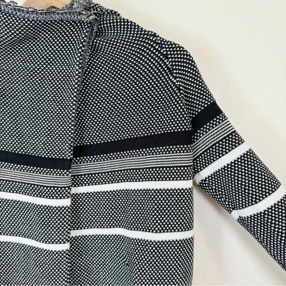 Ivivva Girls Size Feeling Toasty Cardigan  Black Grey Stripe Wrap - Picture 7 of 16